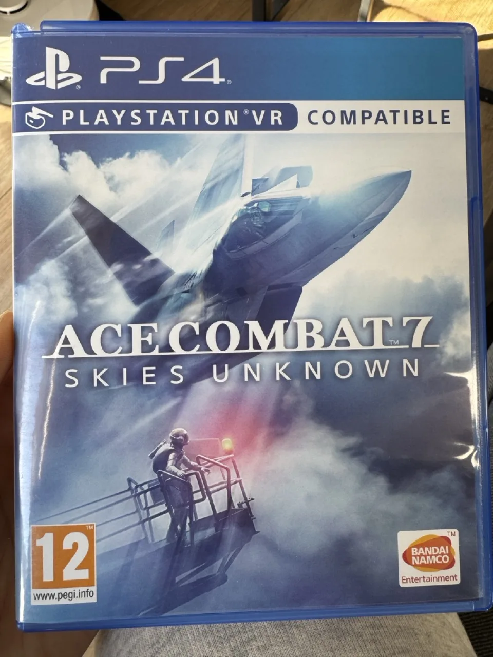 Ace Combat 7: Skies Unknown (PS4) okładka wydania pudełkowego, wersja EN, zdjęcie 1