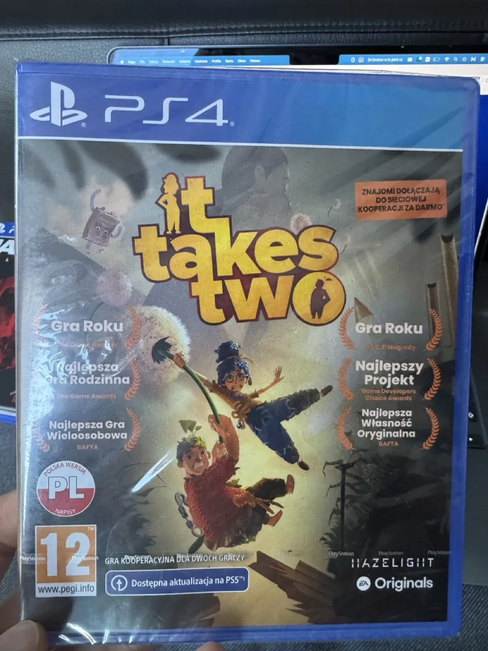 It Takes Two (PS4) okładka wydania pudełkowego, wersja PL, zdjęcie 1