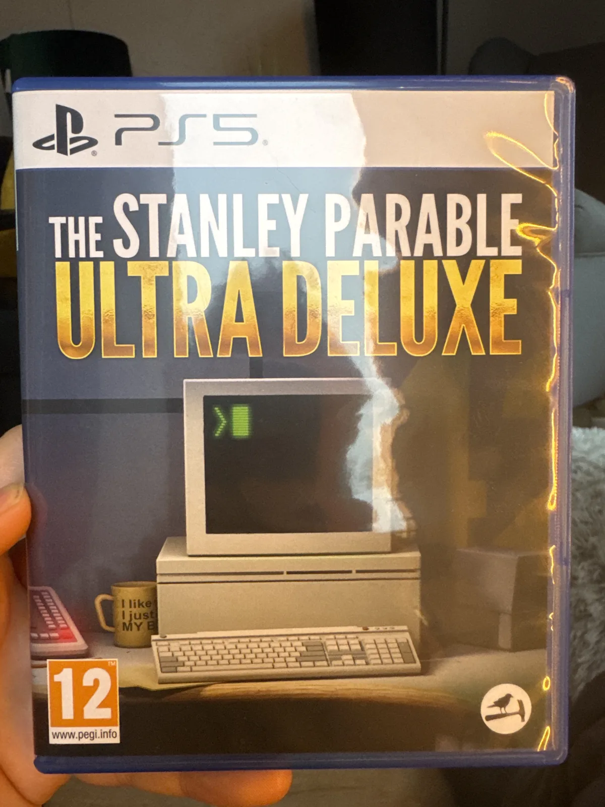 The Stanley Parable Ultra Deluxe (PS5) okładka wydania pudełkowego, zdjęcie 1